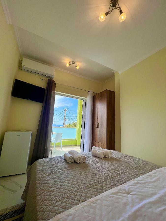 Oscar'S Apartments Drymades เดอร์มี ภายนอก รูปภาพ