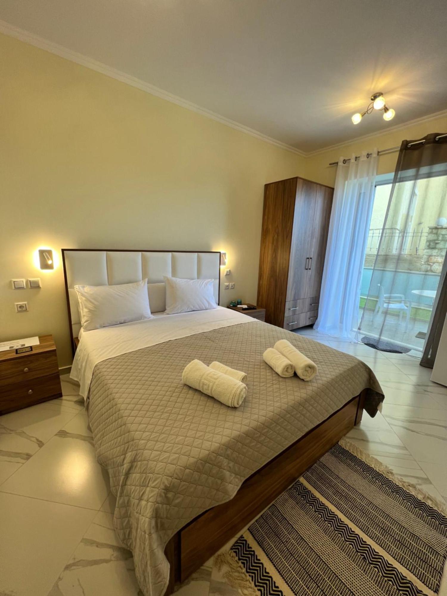 Oscar'S Apartments Drymades เดอร์มี ภายนอก รูปภาพ